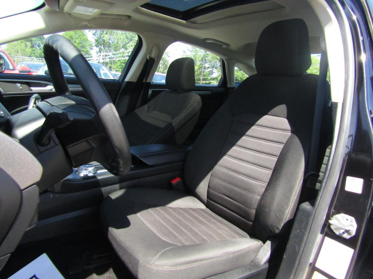 Ford Fusion SE 2020