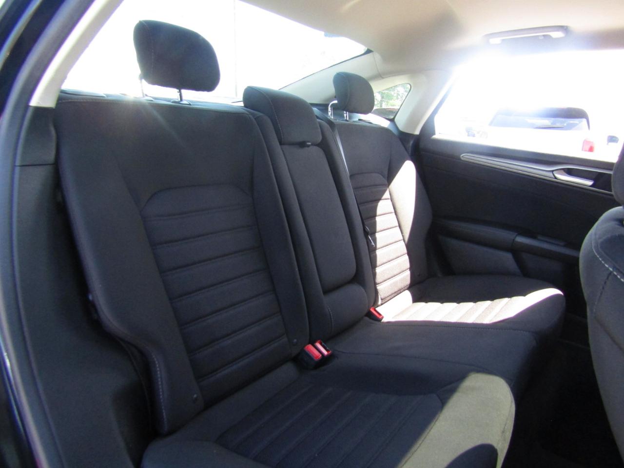 Ford Fusion SE 2020