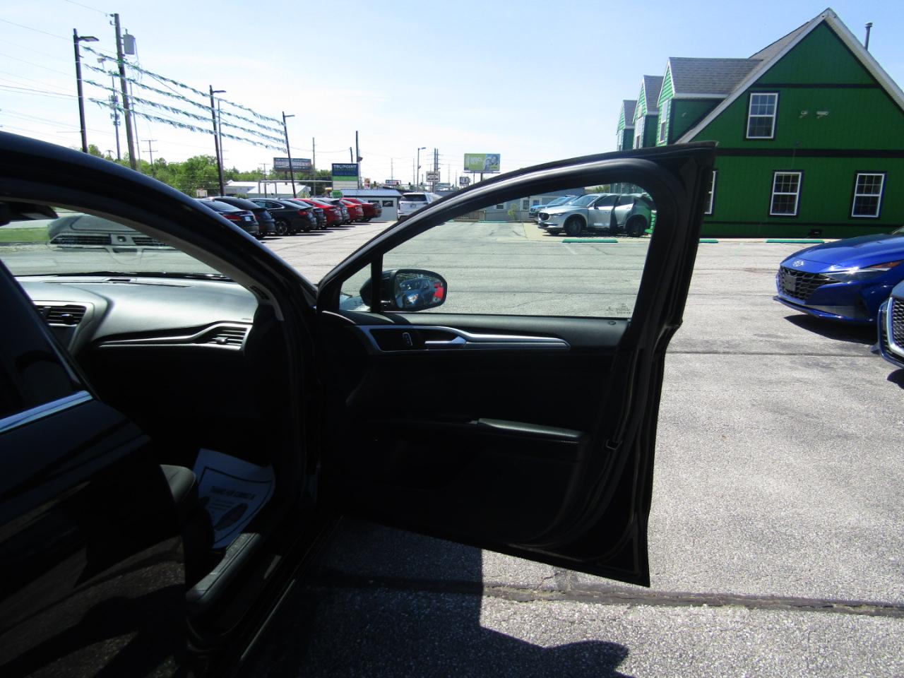 Ford Fusion SE 2020