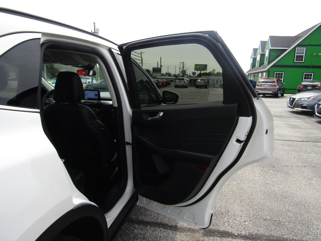 Ford Escape Titanium 4WD 2022