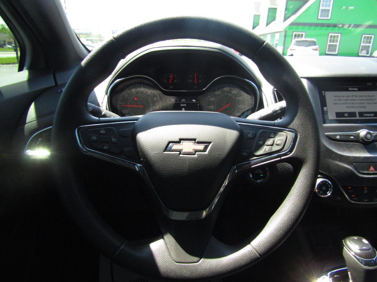 Chevrolet Cruze LT Auto Hatchback 2017