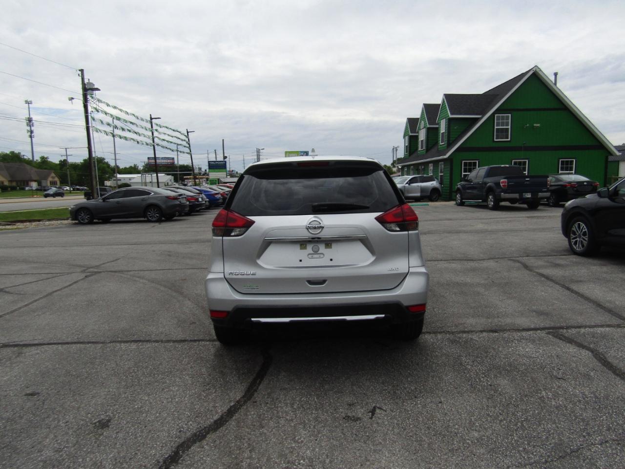 Nissan Rogue S AWD 2019