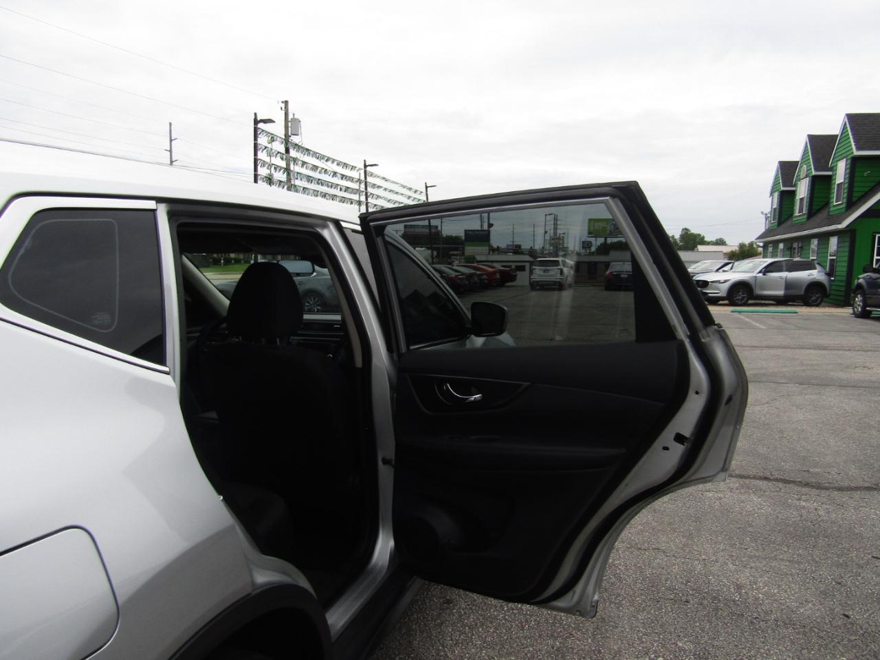 Nissan Rogue S AWD 2019