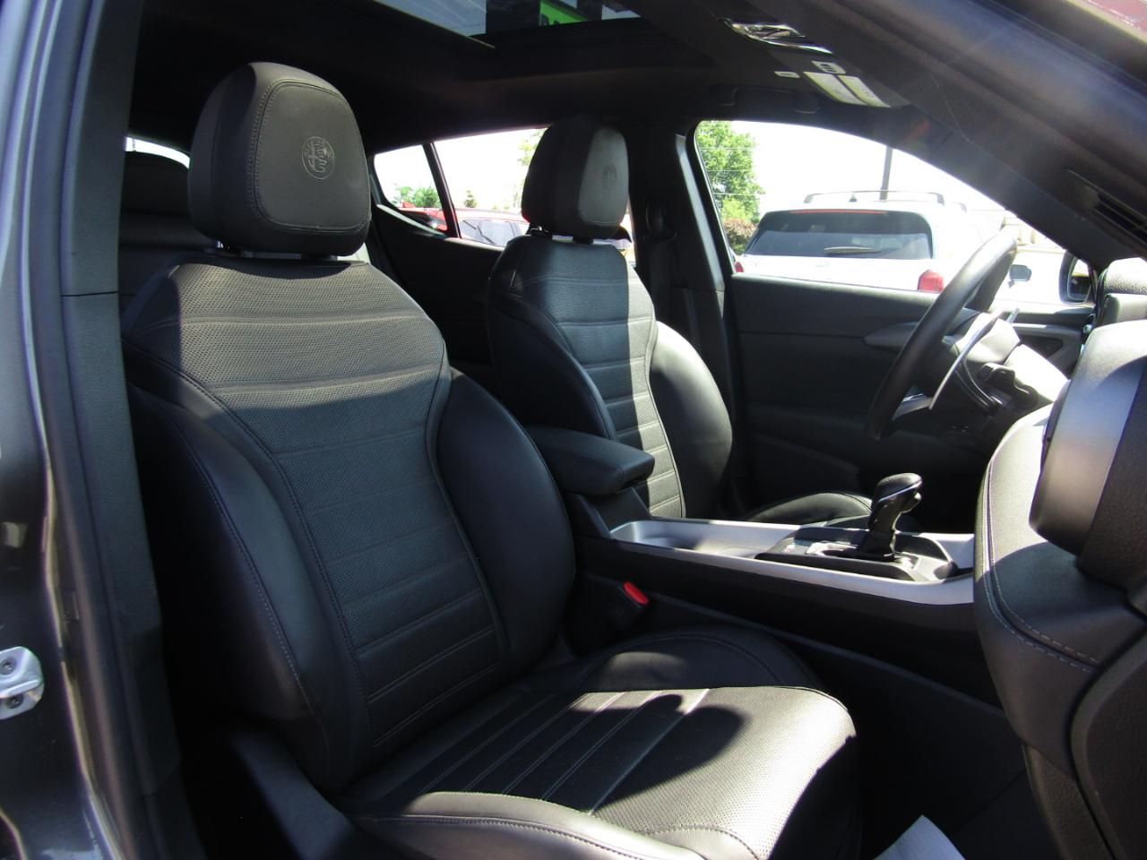 Alfa Romeo Tonale  2024