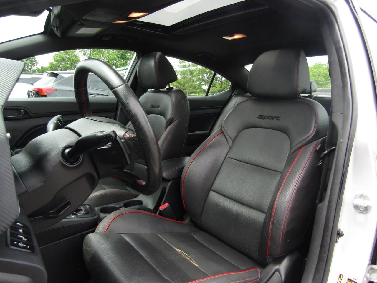 Hyundai Elantra  2019