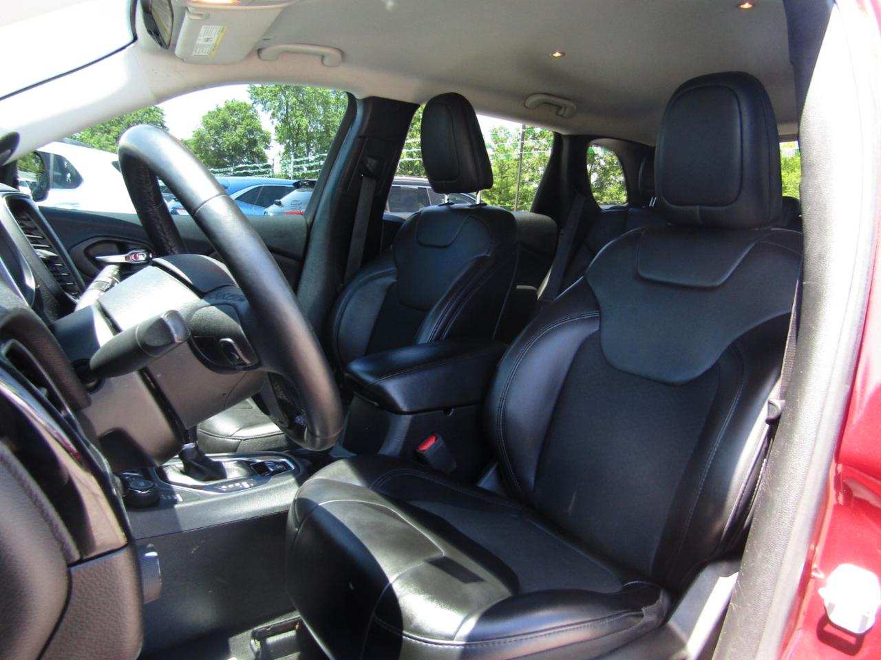Jeep Cherokee Latitude Plus 4WD 2019