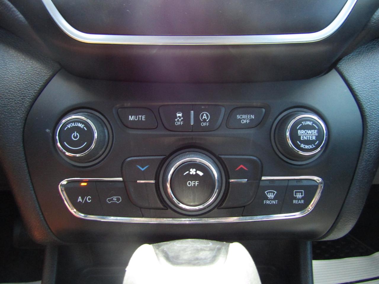 Jeep Cherokee Latitude Plus 4WD 2019