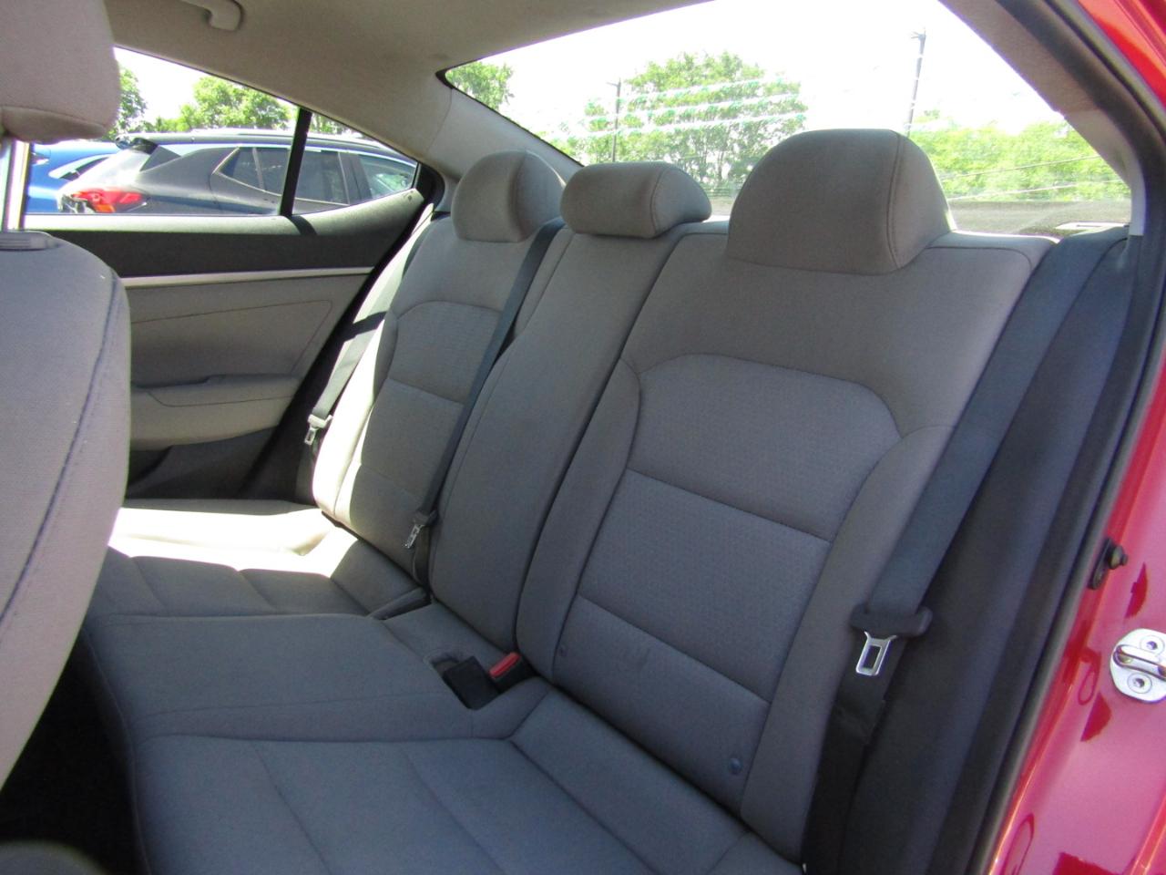 Hyundai Elantra SE 2017