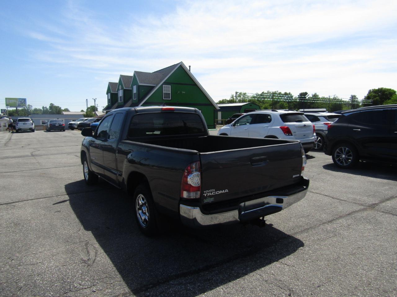 Toyota Tacoma  2015