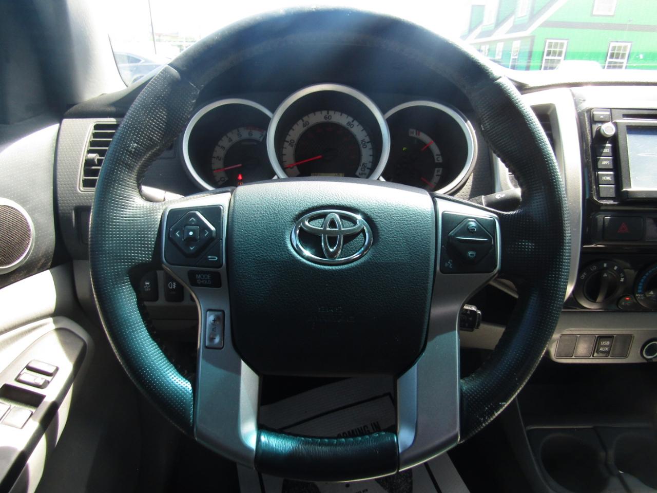 Toyota Tacoma  2015