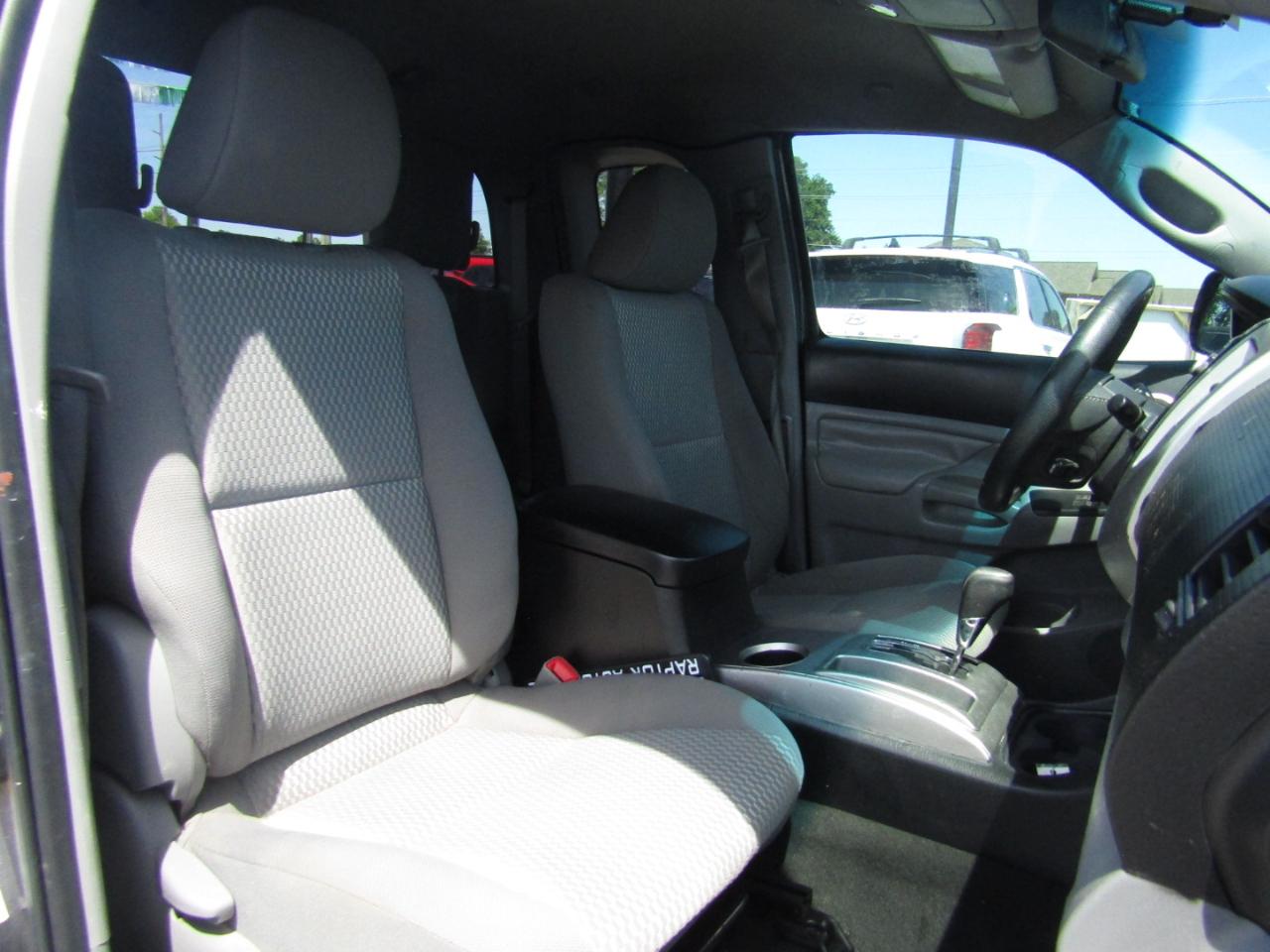 Toyota Tacoma  2015