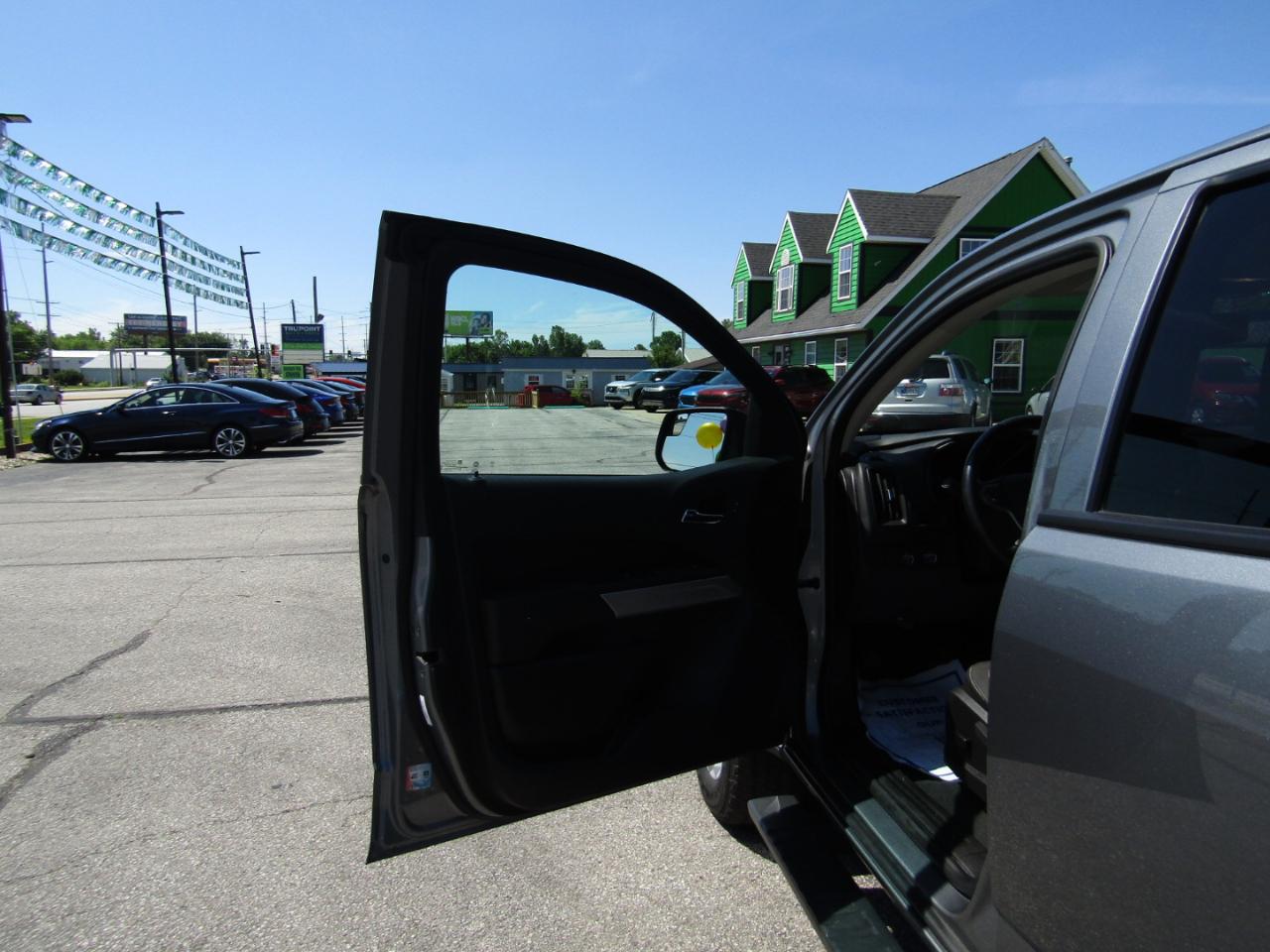 Chevrolet Colorado LT Crew Cab Long Box 4WD 2022