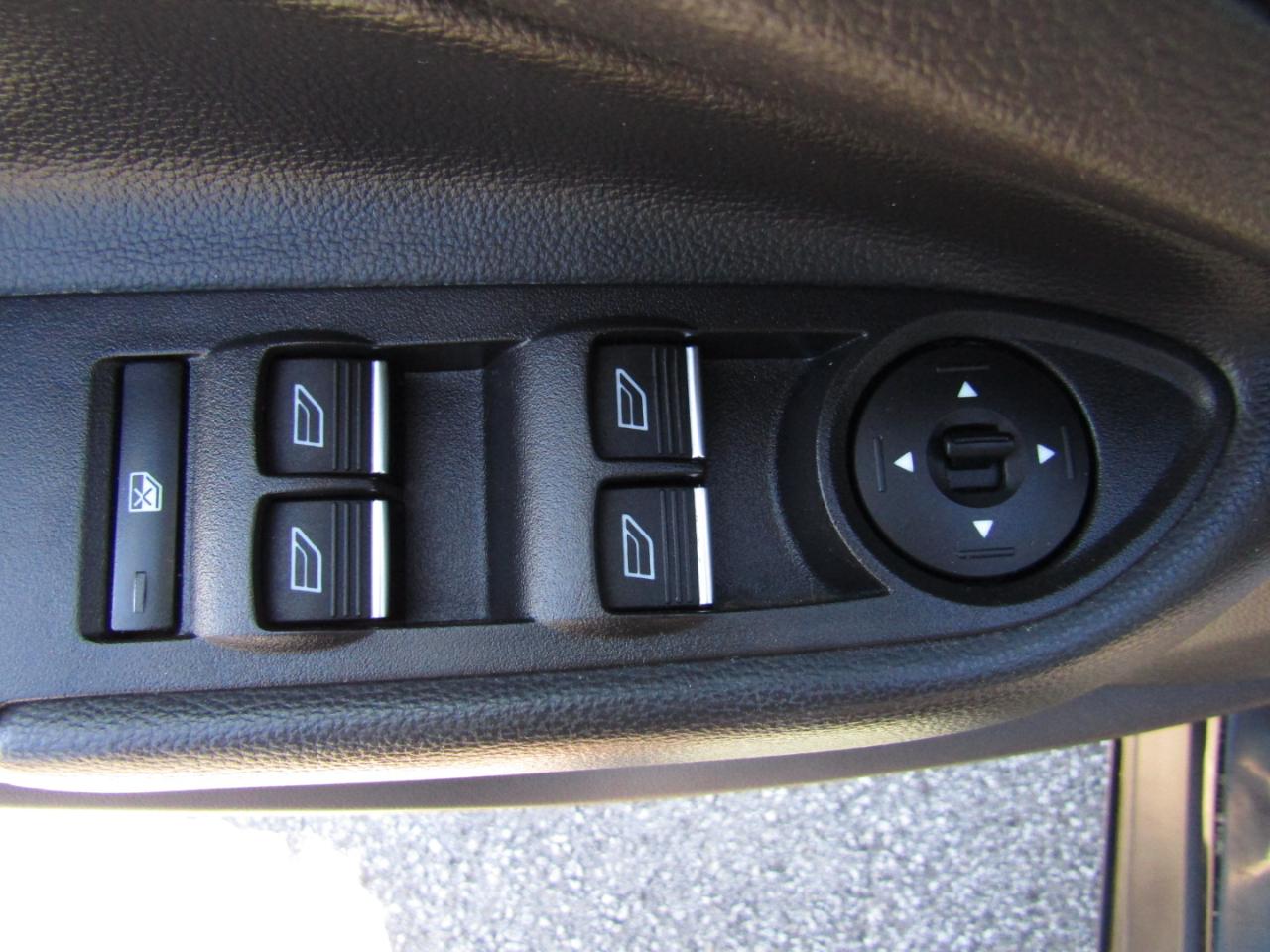 Ford Escape Titanium 4WD 2017
