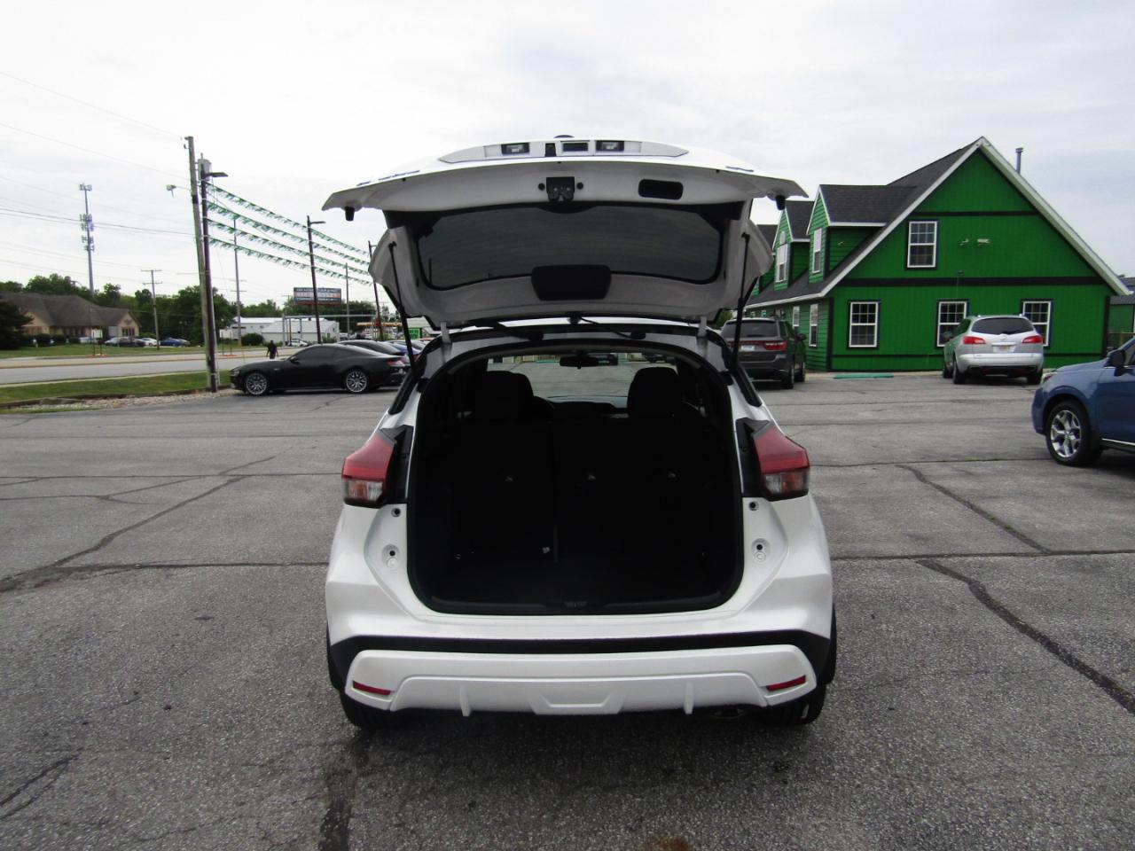 Nissan Kicks SV 2023