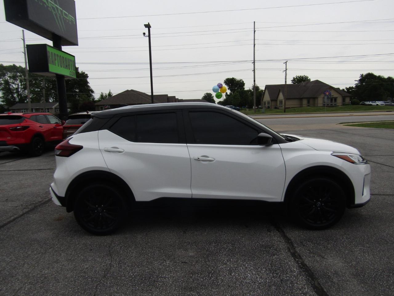 Nissan Kicks SV 2023