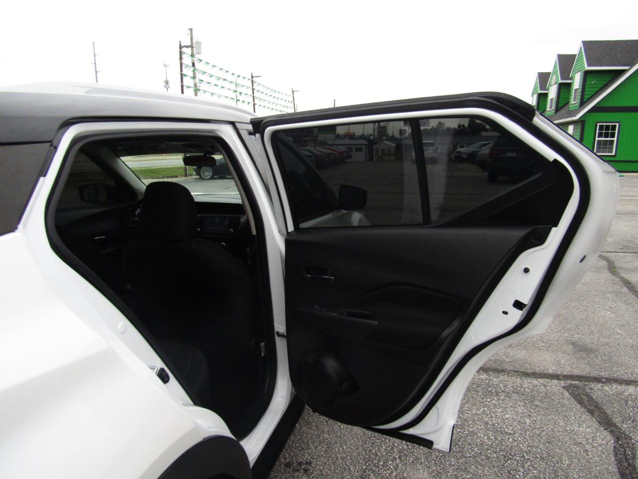 Nissan Kicks SV 2023