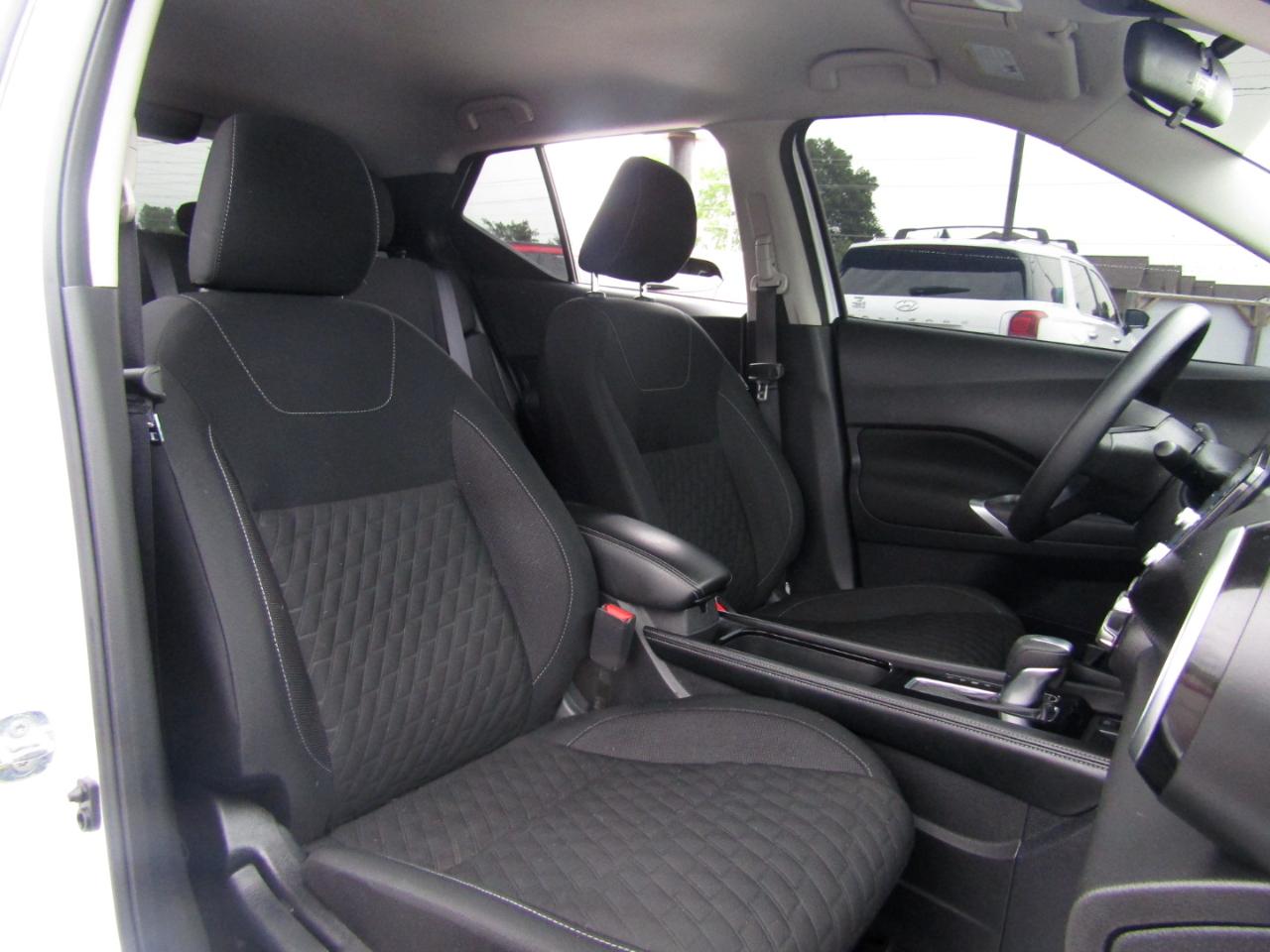 Nissan Kicks SV 2023