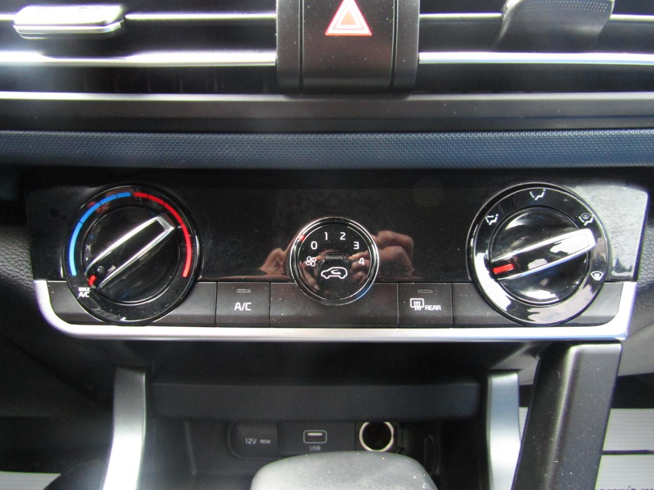 Kia Seltos S 2021