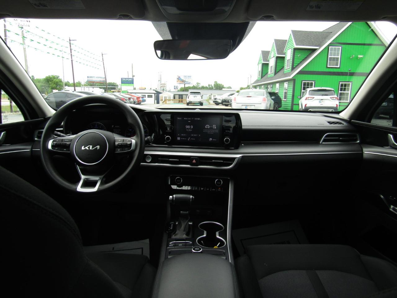 Kia K5 LXS 2023