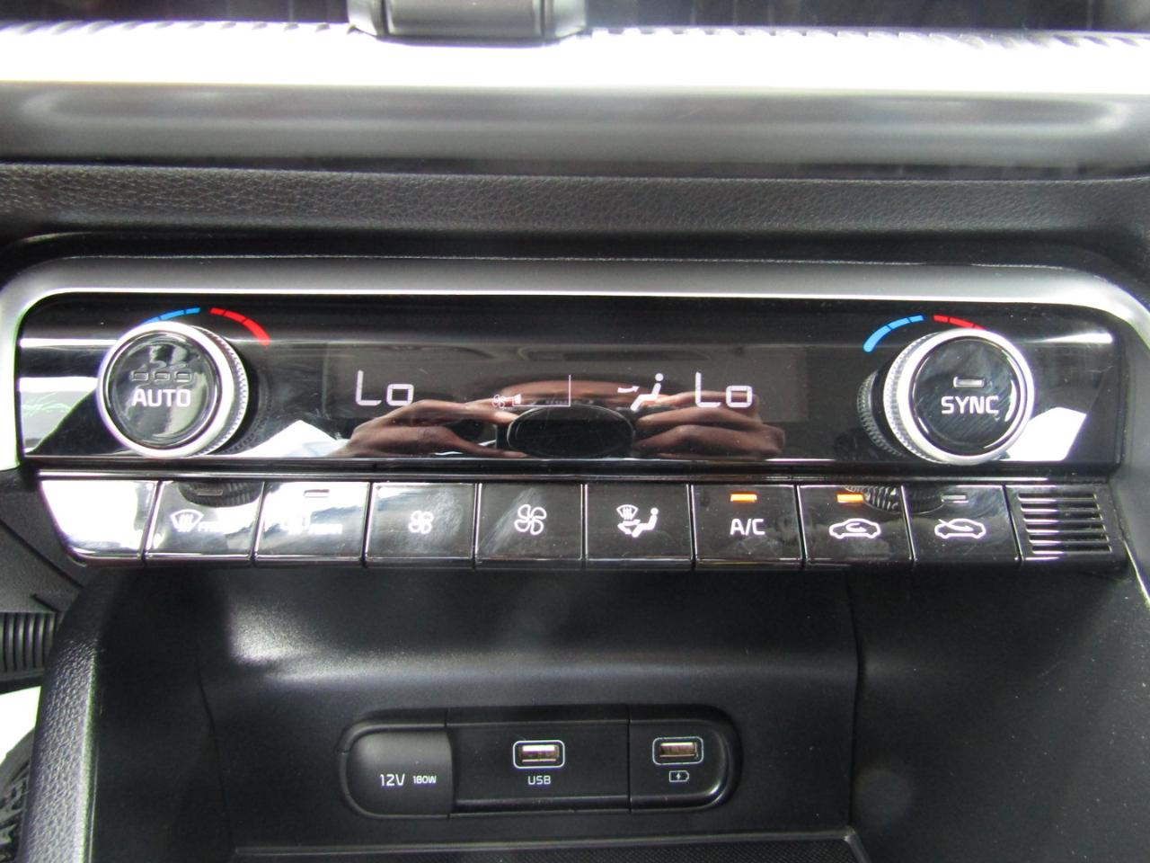 Kia K5 LXS 2023
