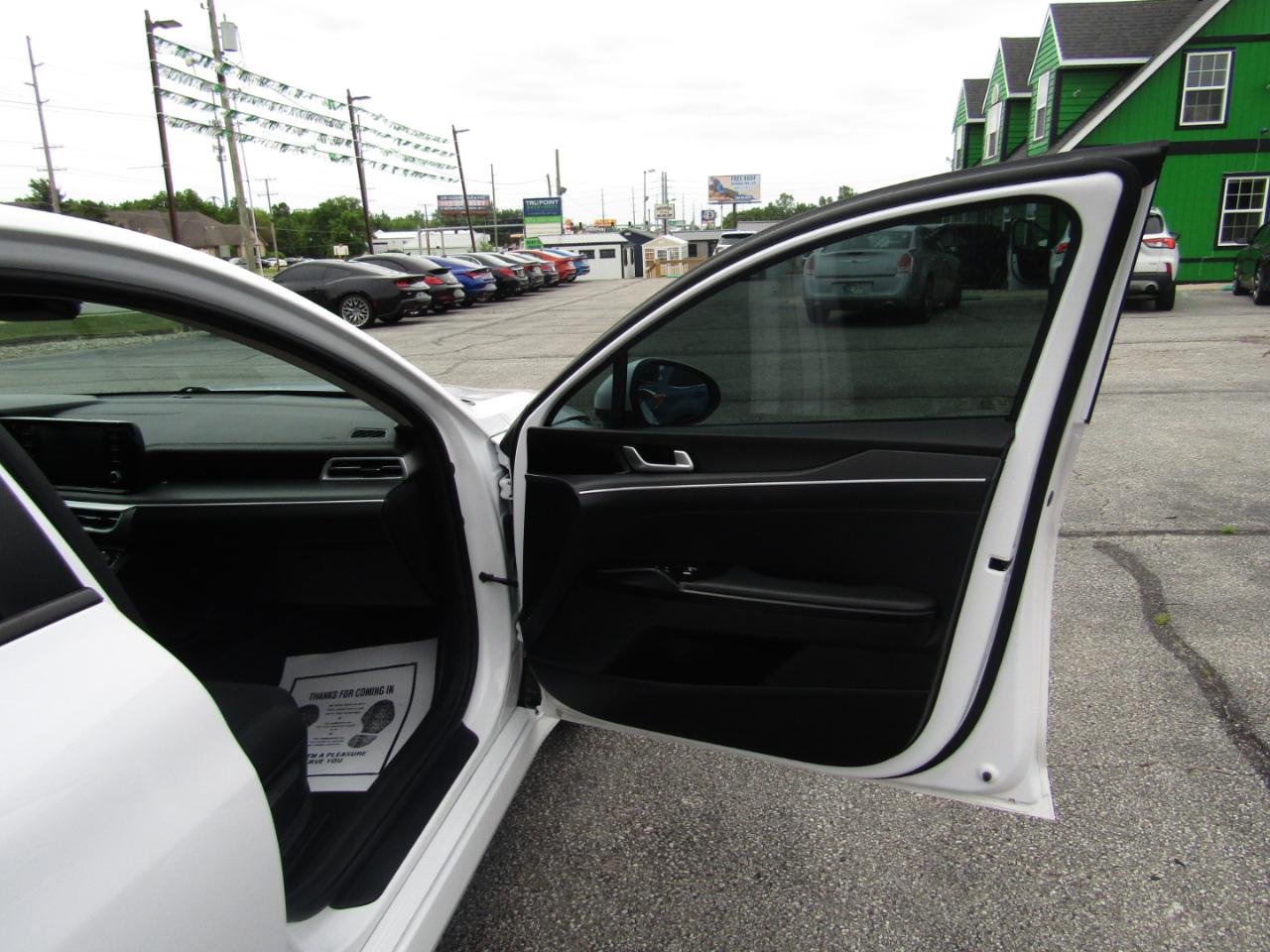 Kia K5 LXS 2023