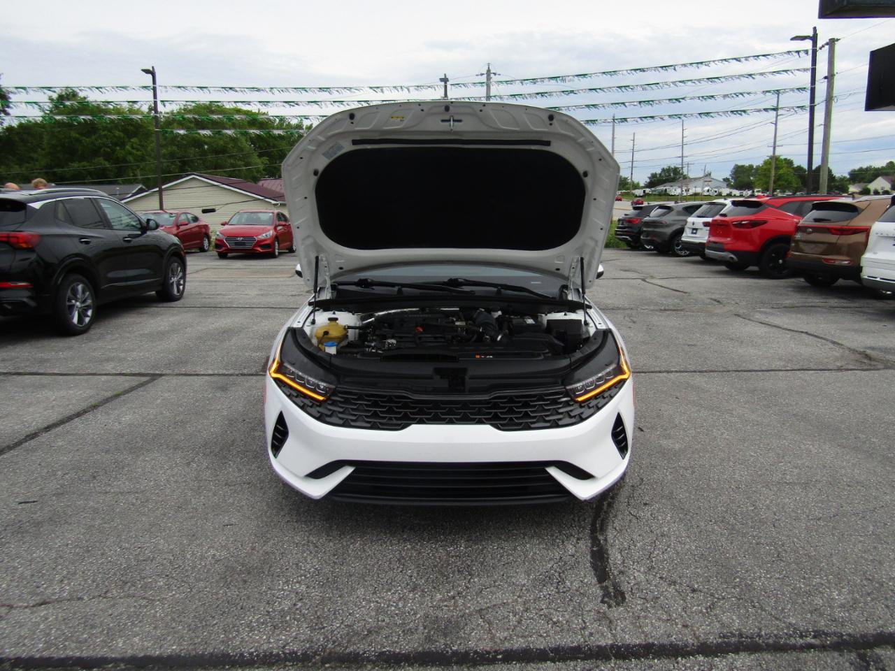 Kia K5 LXS 2023
