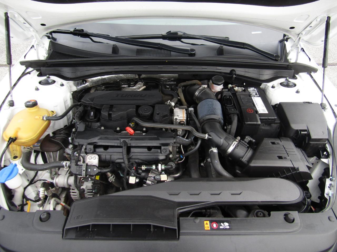 Kia K5 LXS 2023