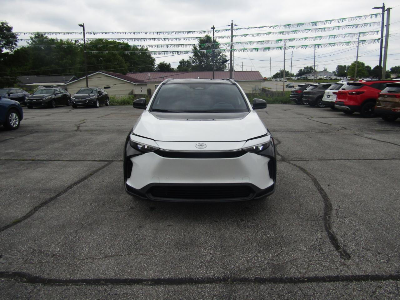 Toyota BZ4X XLE 2023