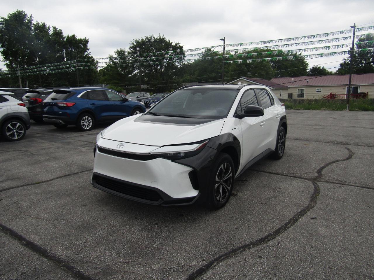 Toyota BZ4X XLE 2023