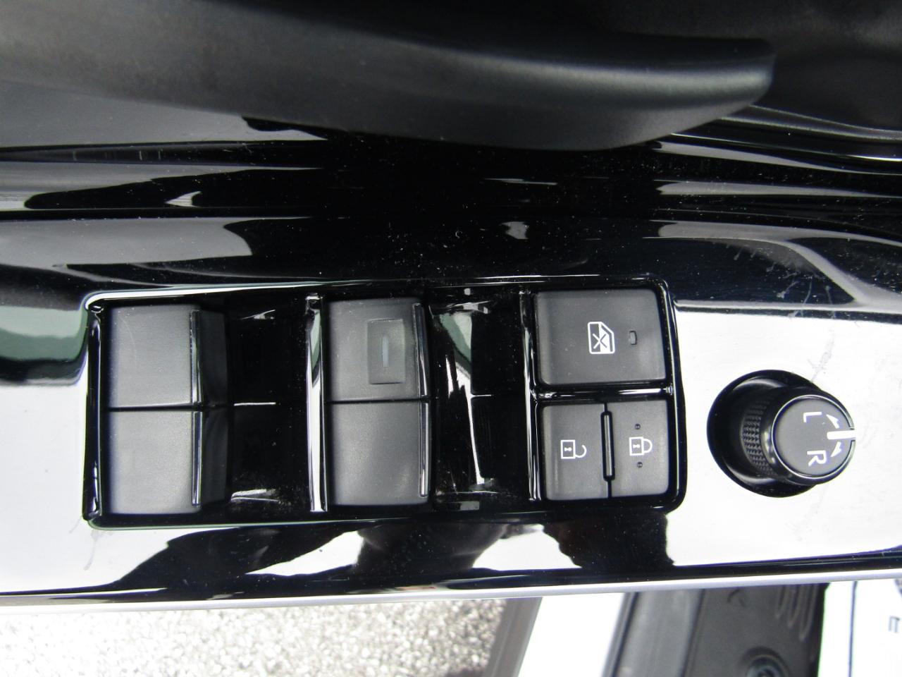 Toyota BZ4X XLE 2023