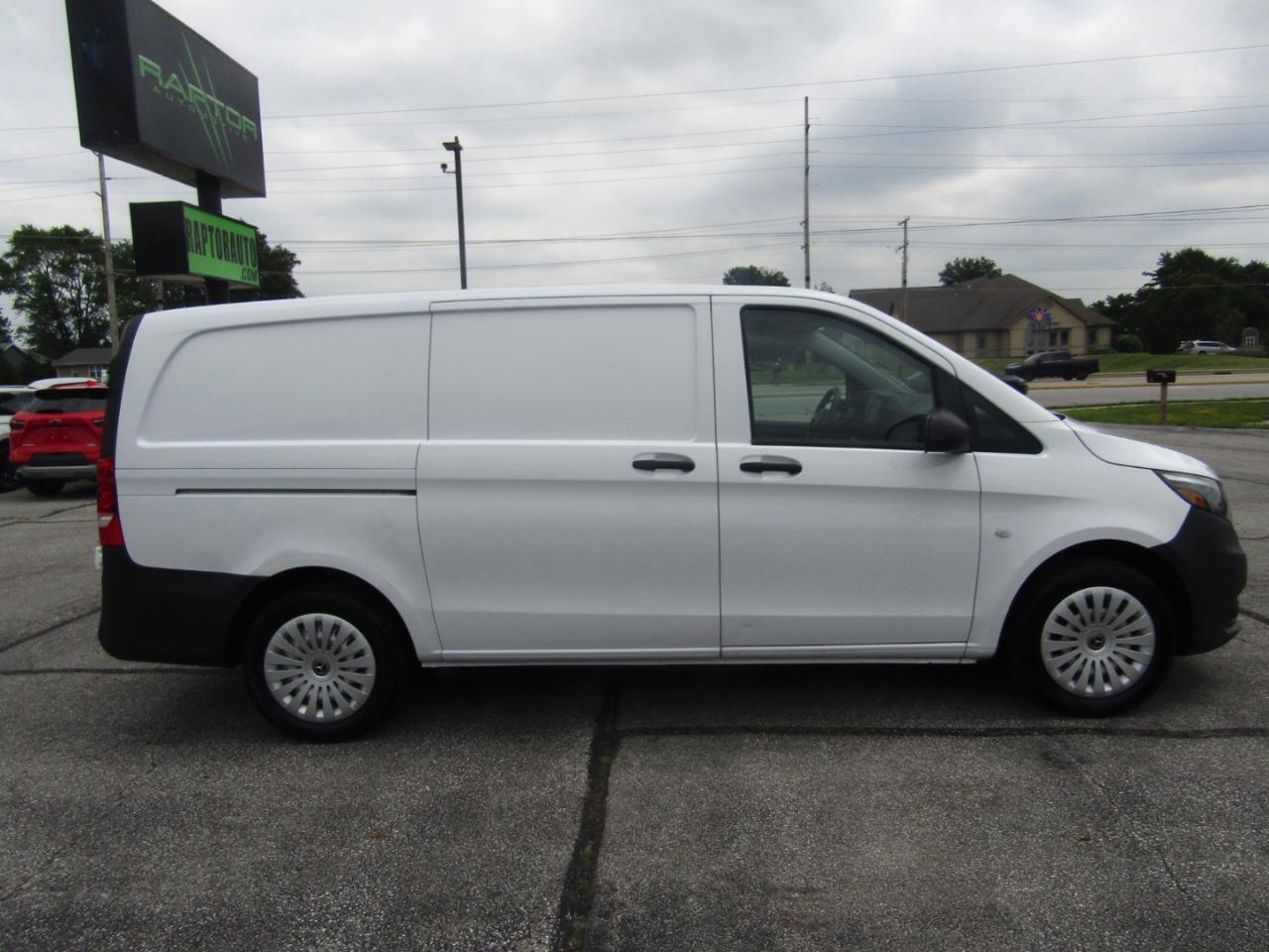 Mercedes-Benz Metris Cargo Van 2020