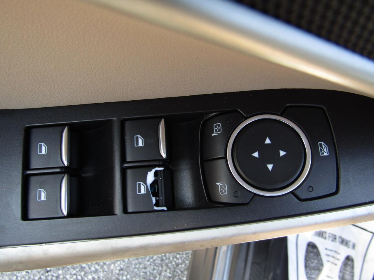 Ford Explorer  2023