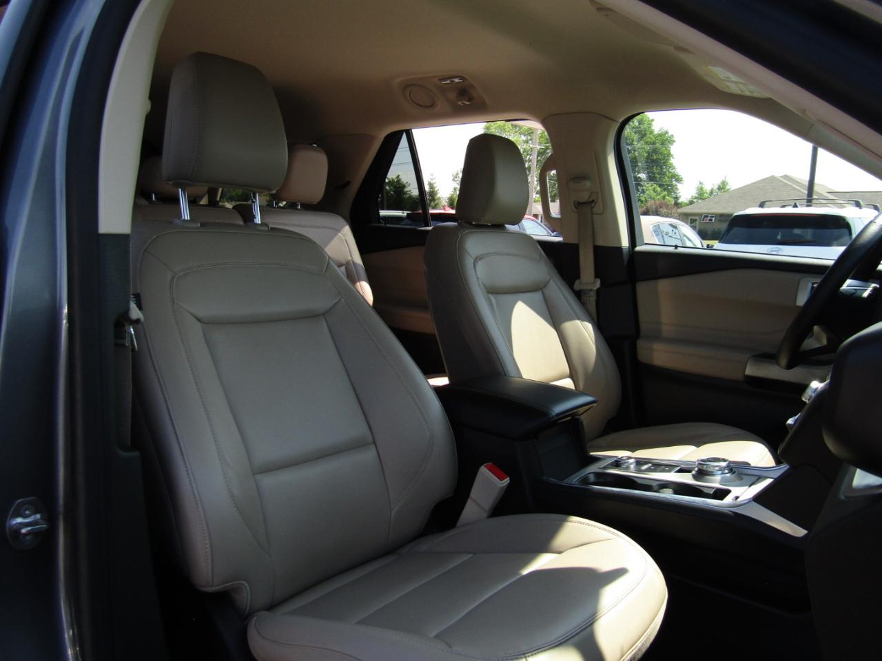 Ford Explorer  2023