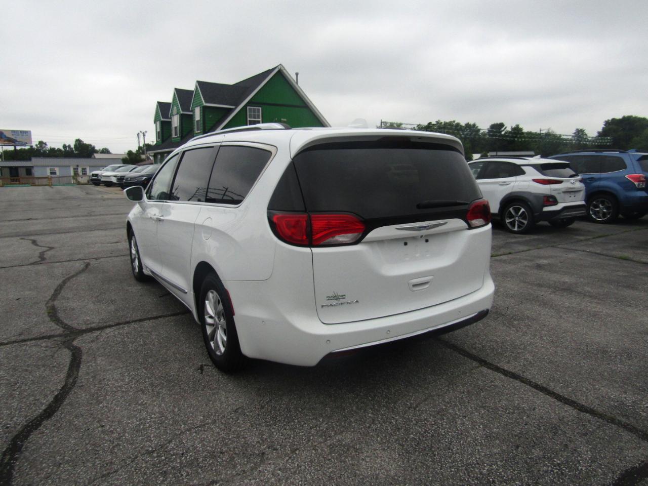 Chrysler Pacifica Touring-L 2018