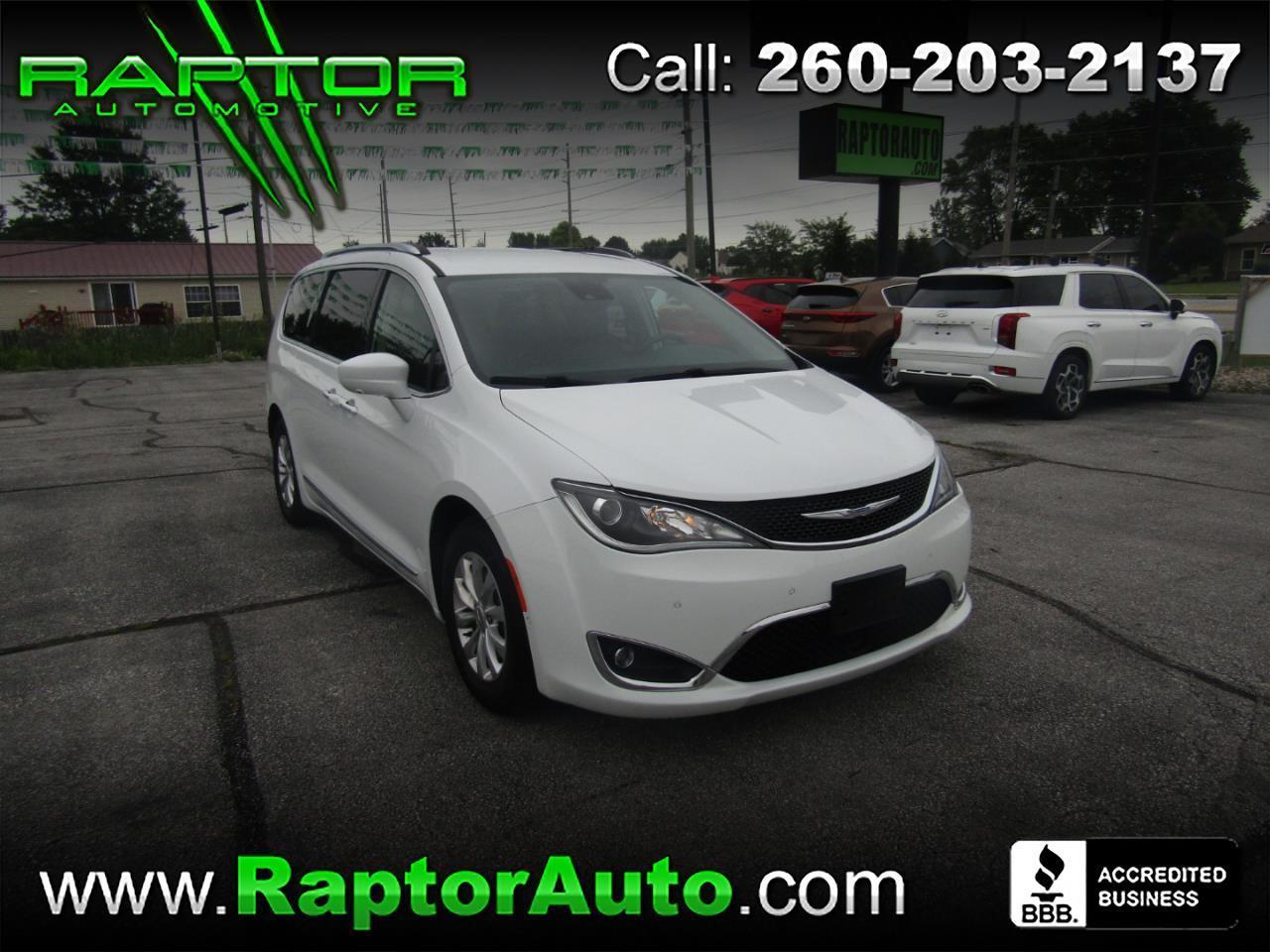 2018 Chrysler Pacifica Touring-L