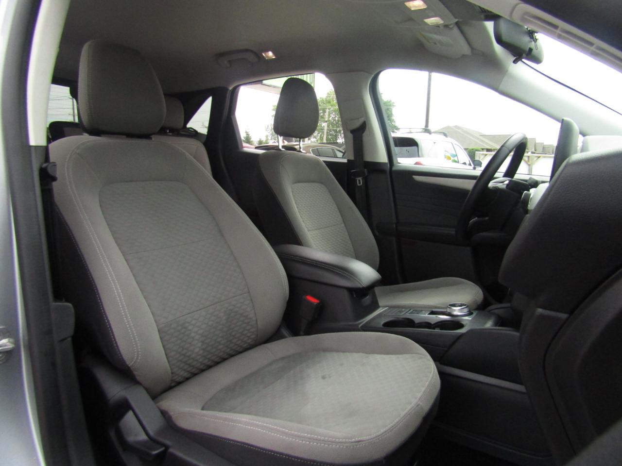 Ford Escape SE AWD 2022