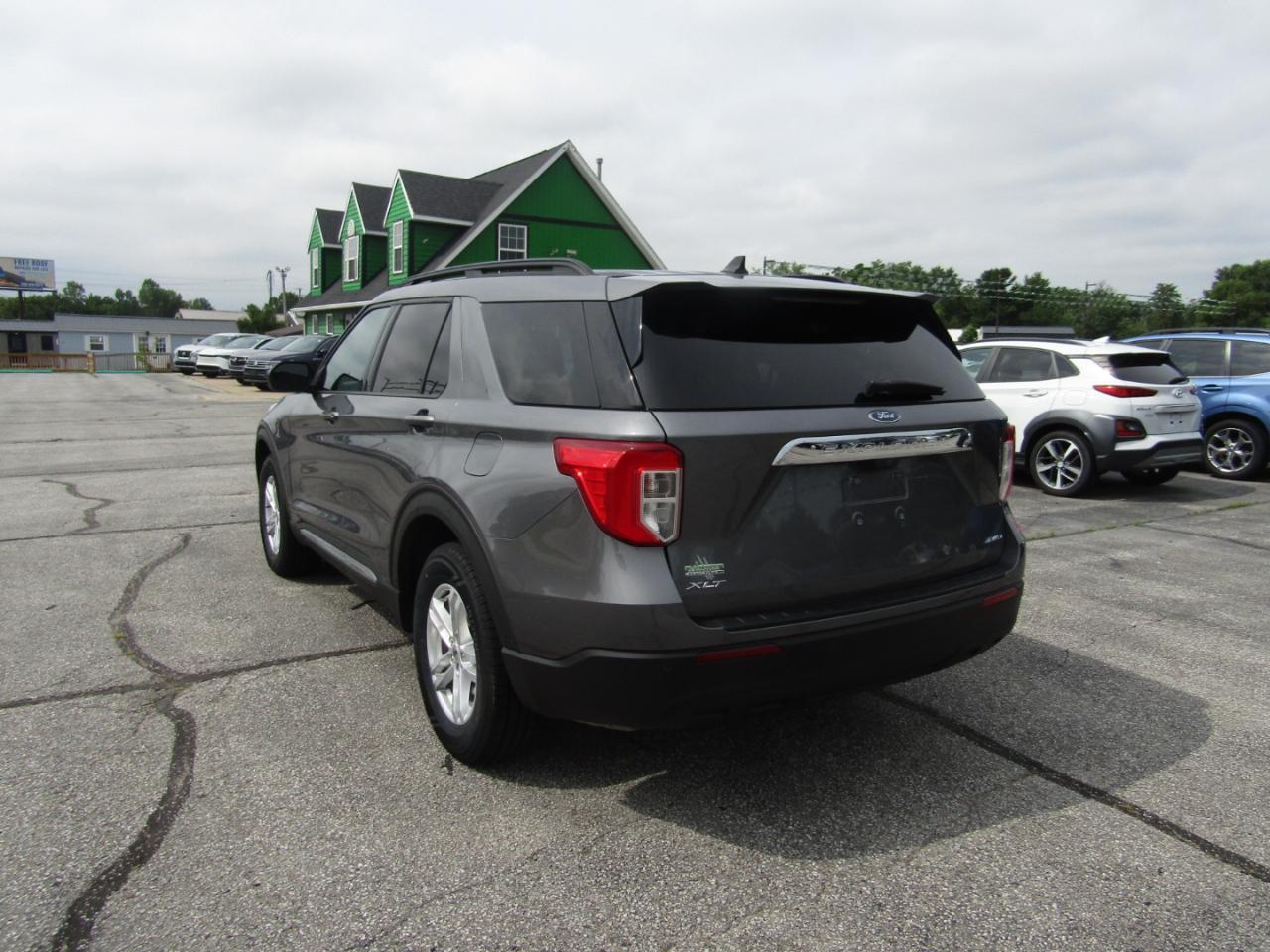 Ford Explorer XLT AWD 2022