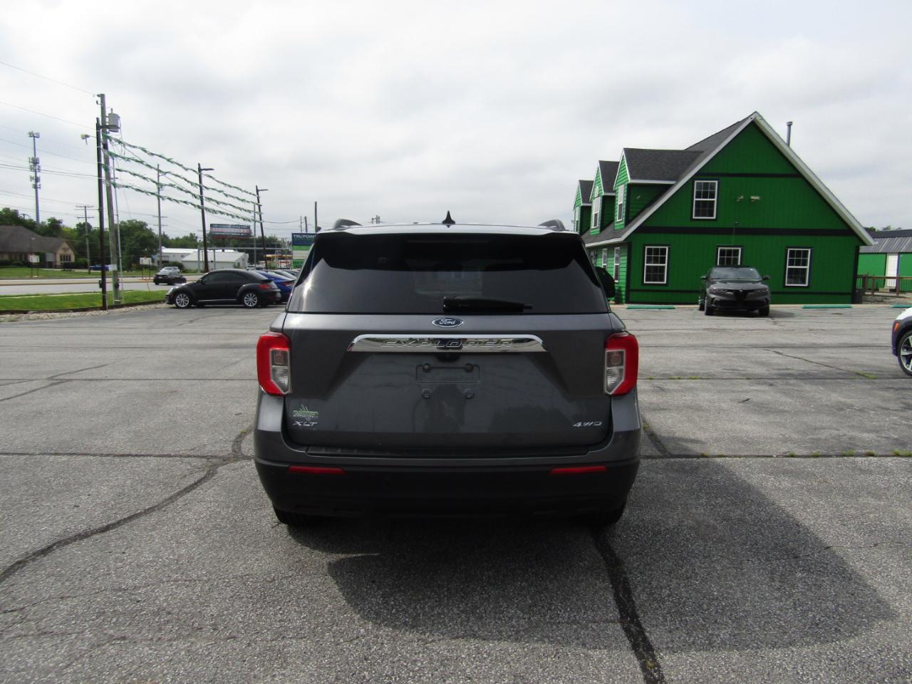 Ford Explorer XLT AWD 2022