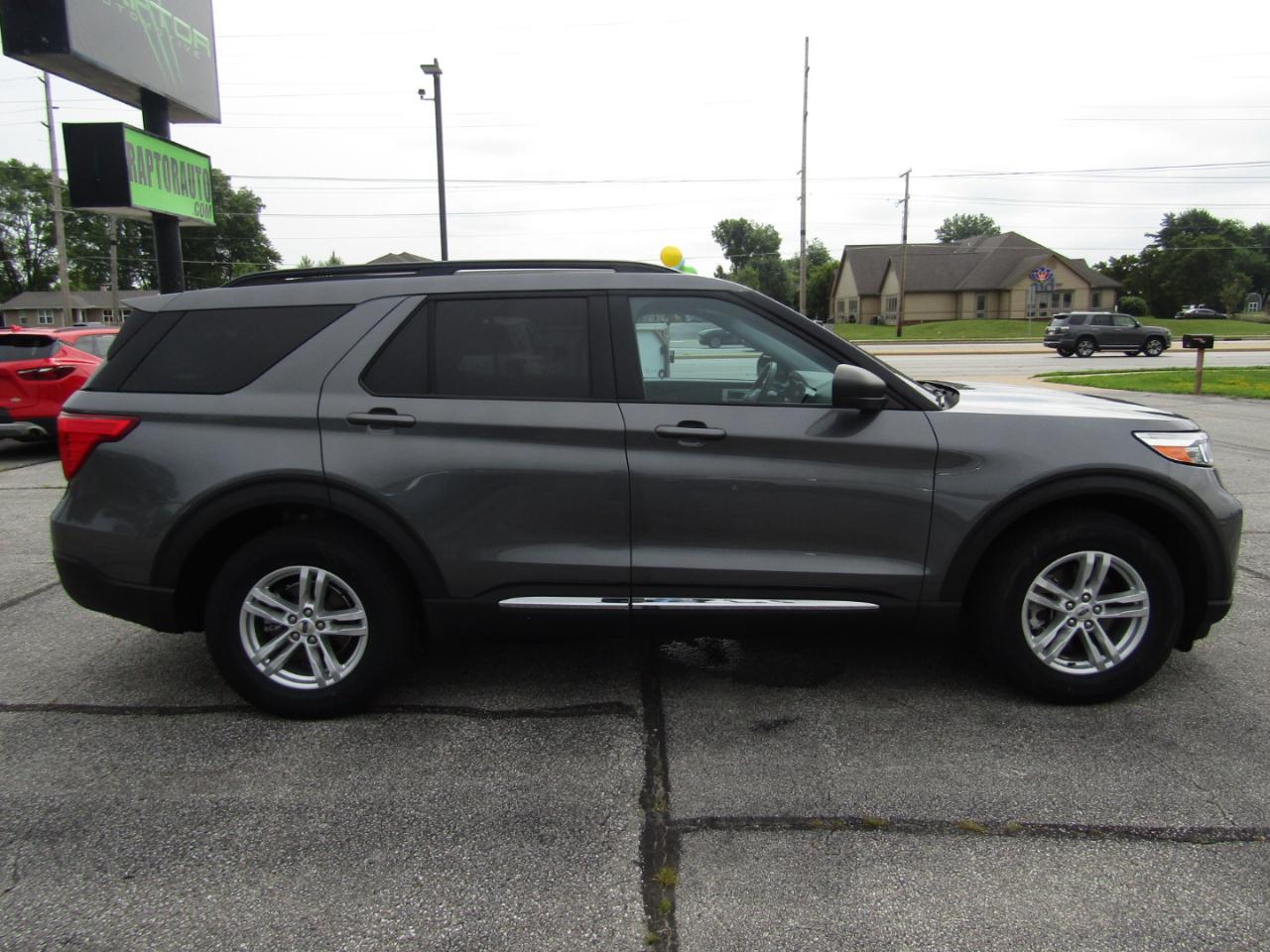 Ford Explorer XLT AWD 2022