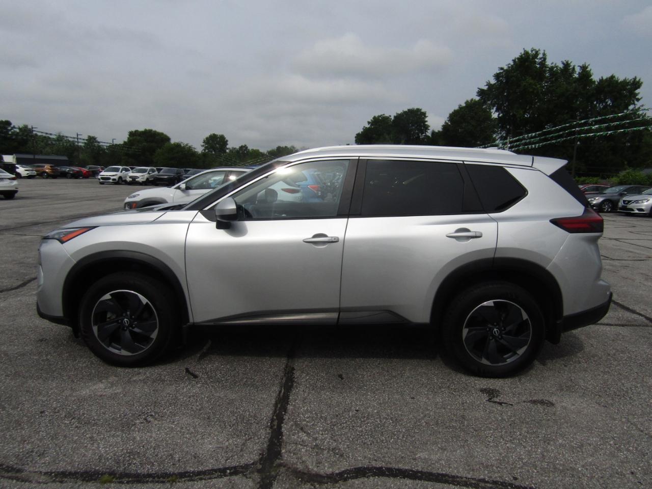 Nissan Rogue SV AWD 2024