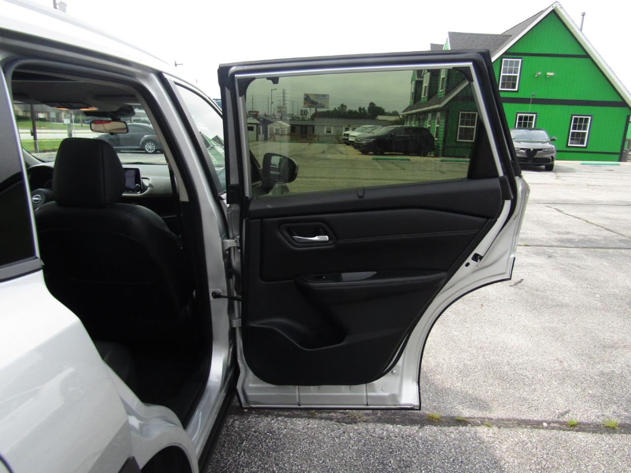 Nissan Rogue SV AWD 2024