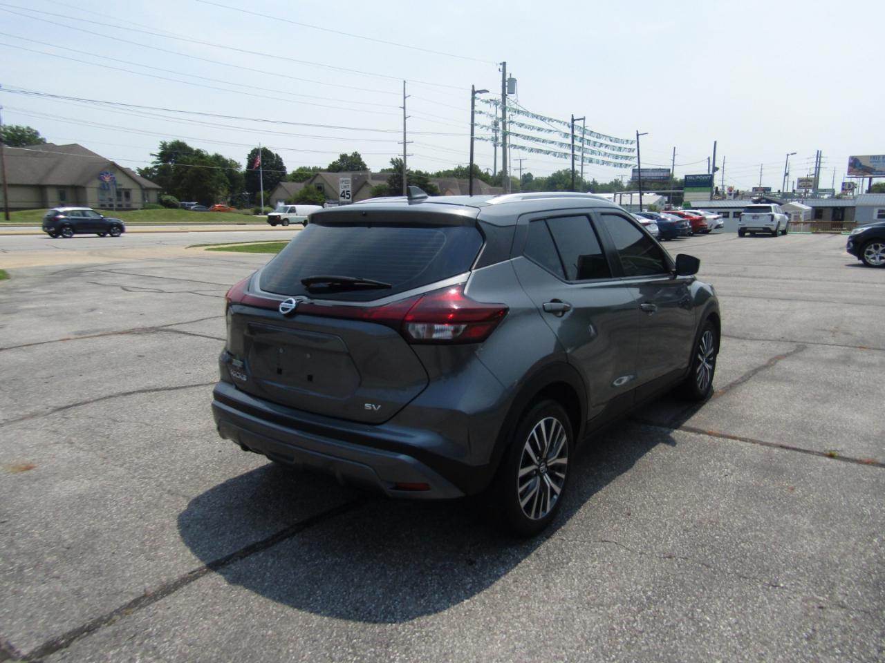 Nissan Kicks SV 2021