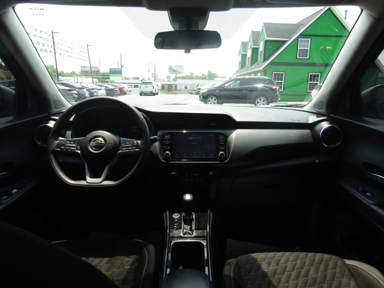 Nissan Kicks SV 2021