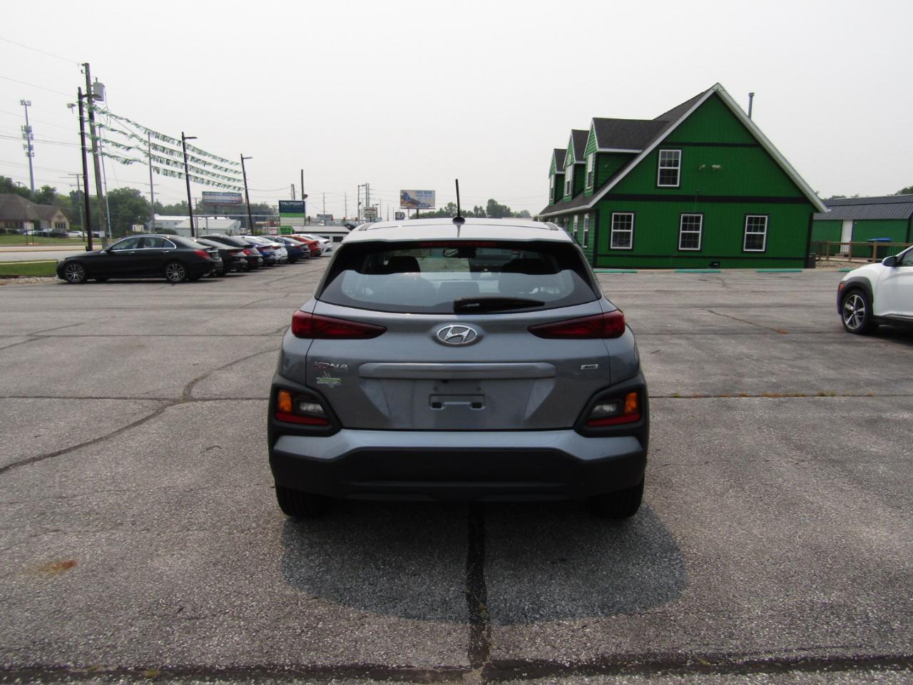 Hyundai Kona SE AWD 2021