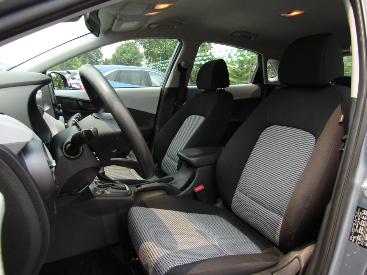 Hyundai Kona SE AWD 2021