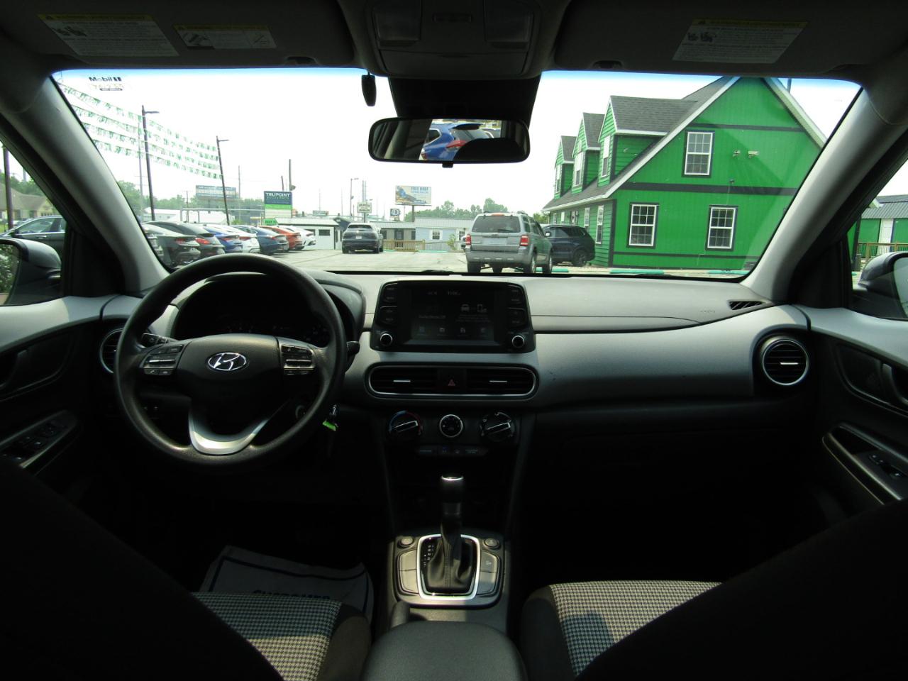 Hyundai Kona SE AWD 2021
