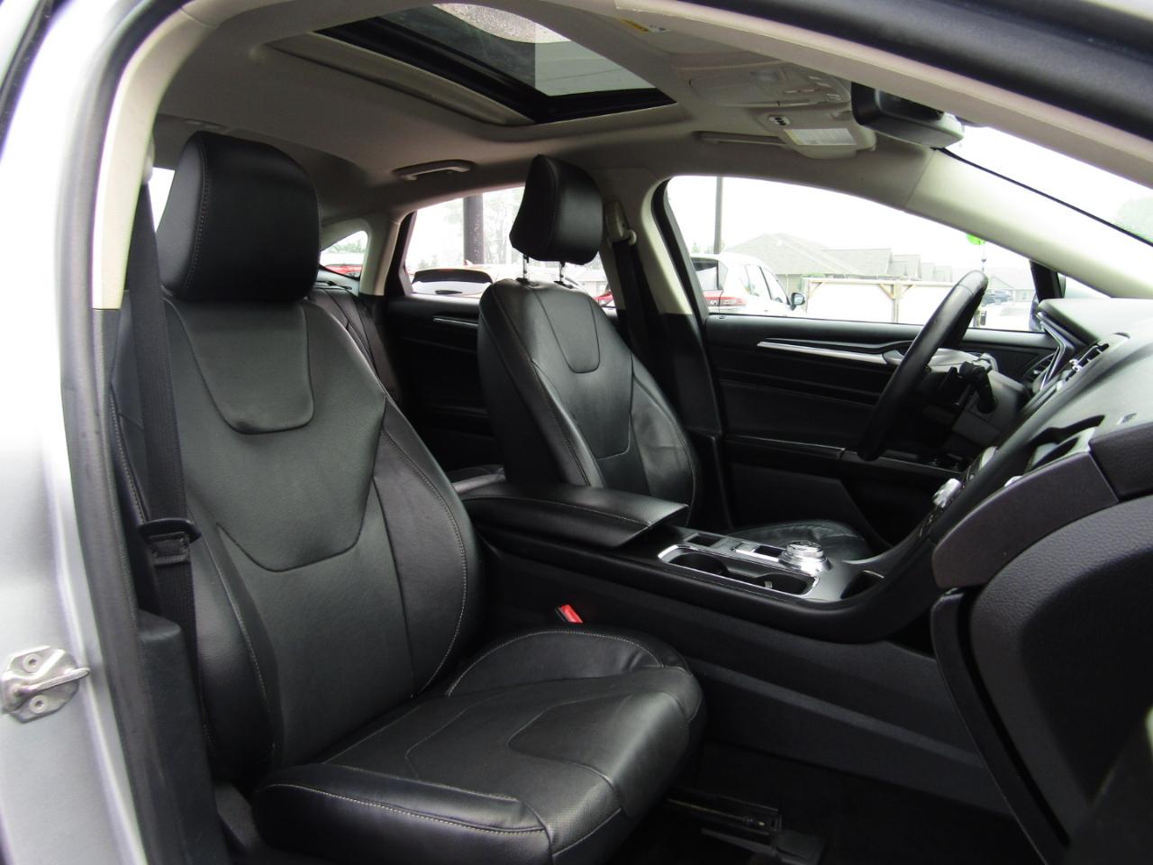 Ford Fusion Titanium AWD 2020
