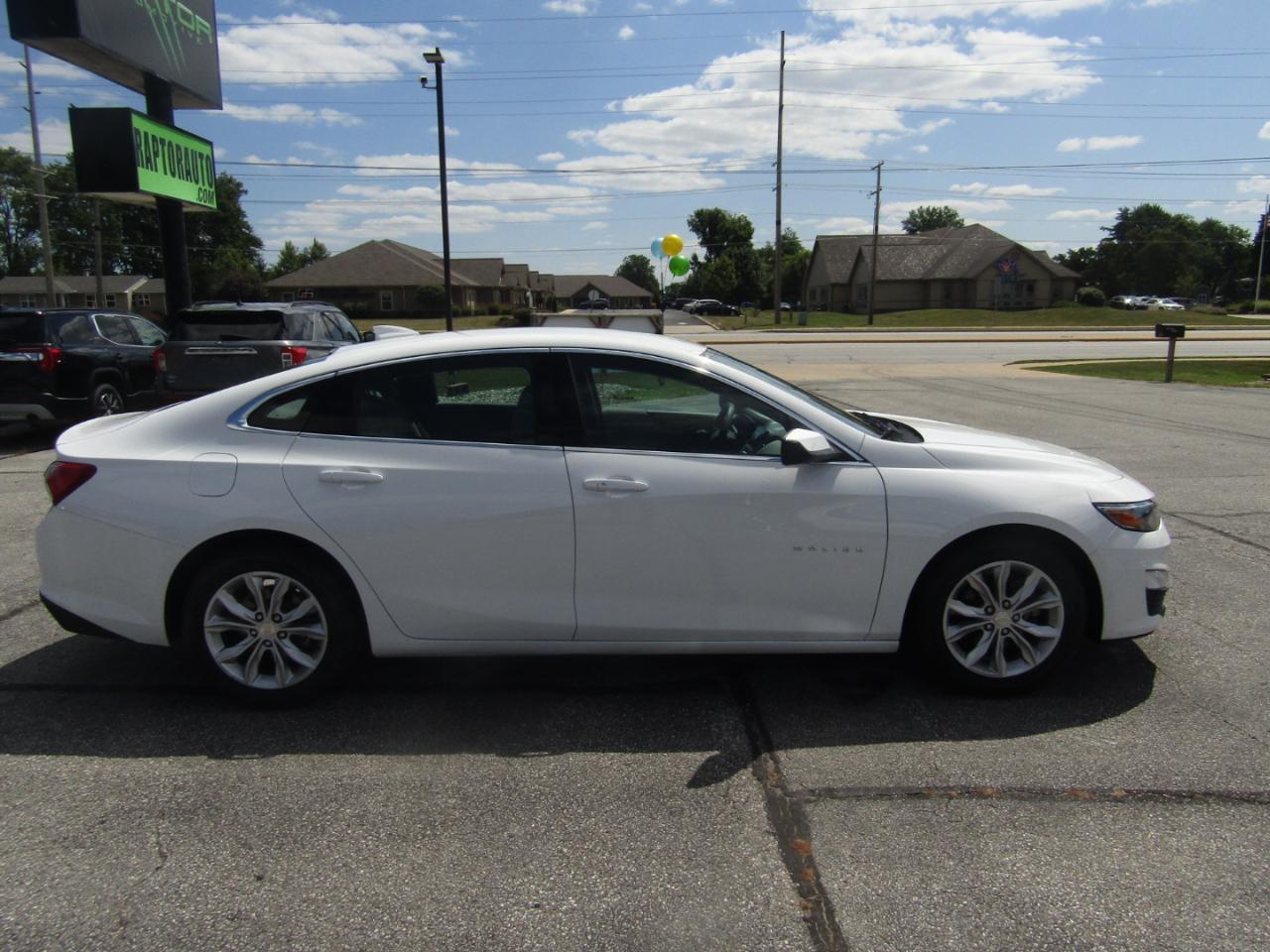 Chevrolet Malibu  2022