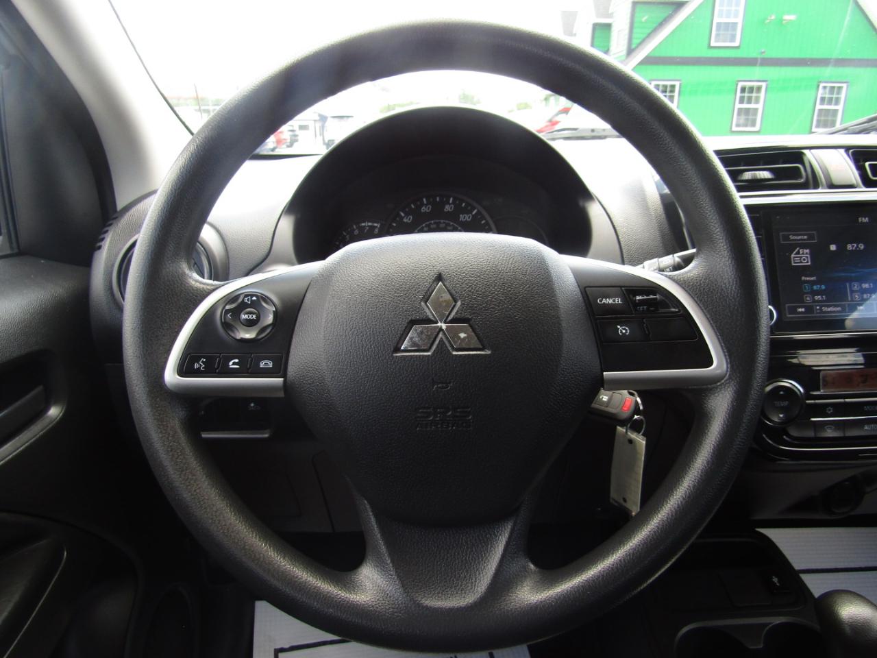Mitsubishi Mirage ES 2022