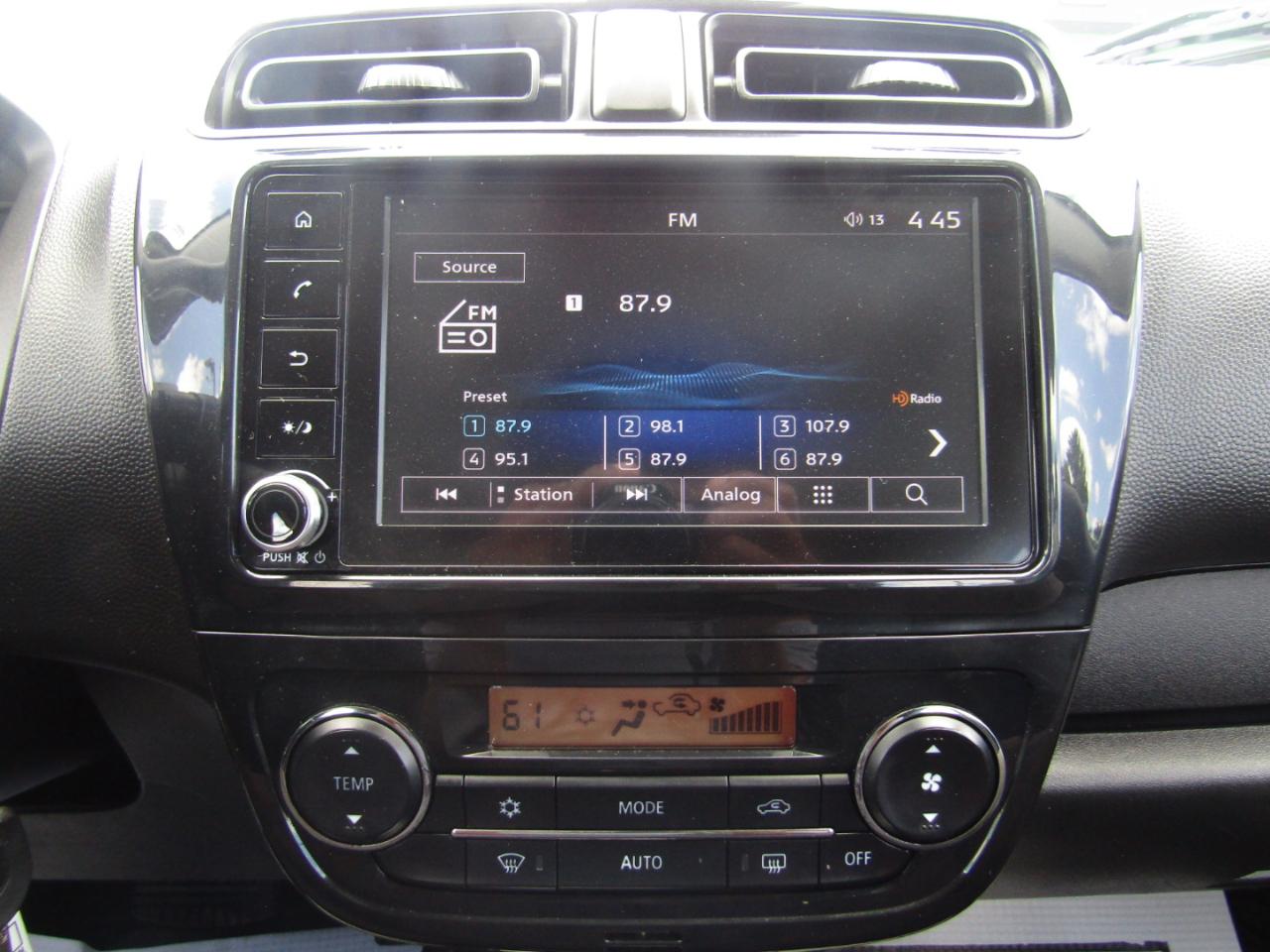 Mitsubishi Mirage ES 2022